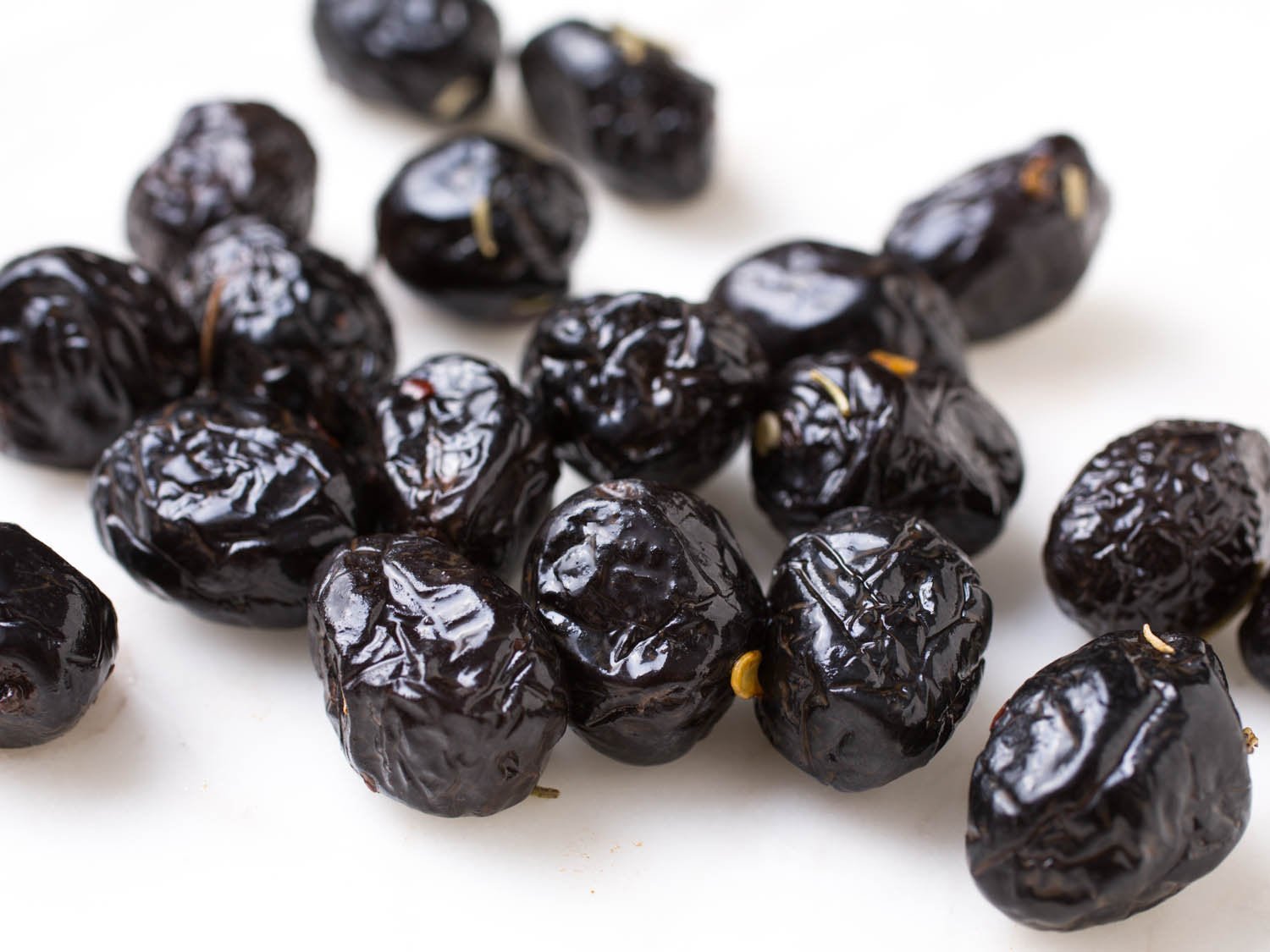 Bulk Cured Black olives - 350 gr - ItalianMart