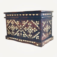 Walnut chest, mother of pearl inlaid - ItalianMart